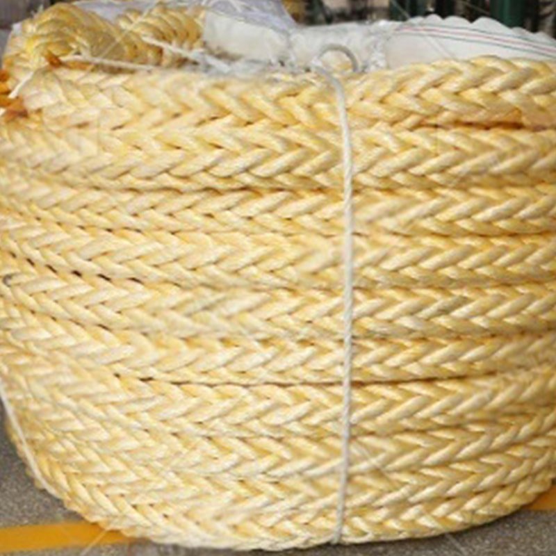 Marine polyester-propylene hybrid rope